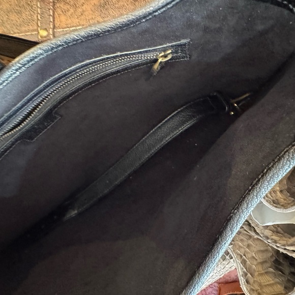 Authentic great condition large GUCCI bag - Picture 11 of 11